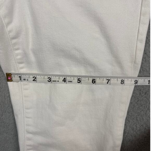 NYDJ White Denim Cropped Jeans Chico’s Collab Size 6 Summer Jeans Versatile - Picture 8 of 11